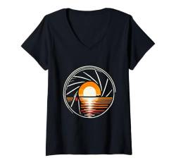 Damen Retro Sonnenuntergang Kamera Fotografie Fotograf T-Shirt mit V-Ausschnitt von Photography Camera Photographer Gifts