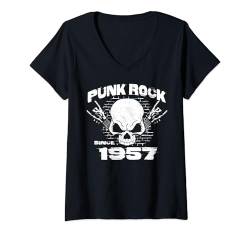 Damen Vintage Grunge Punk since 1957 for 67th Birthday T-Shirt mit V-Ausschnitt von Punk's not Dead - Skull Punk Rock