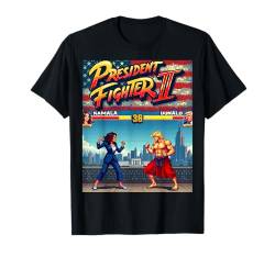 Retro Politik Duell Kamala gegen Donald, 90er Arcade Stil T-Shirt von Retro Politik Duell Kamala gegen Donald