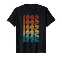 33.Geburtstag Zahl Männer Frauen Retro Jahrgang 1992 T-Shirt von Retro Zahl Jahrgang Geschenke Geburtstag 2025