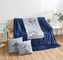 Surwin Reisedecke Kissen Decke 2 in 1, Warm im Winter Weich Plüsch Kuscheldecke Flugzeugdecke, Verwandlungskissen mit Reißverschluss, für Sofa Auto Büro Ruhe zu Hause (105x150cm,graues Kätzchen) von Surwin