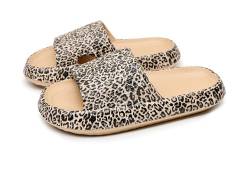 Badeschuhe Damen Slippers Leopard Wolken Slipper Cloudyzz Schlappen Super Weiche Airfloppy Hausschuhe Rutschfeste Schnell Trocknende Pantoletten Badelatschen Dicke Sohle Badeschlappen Wolkenschuhe von TUANMOZI