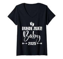Damen Zukünftiger Vater RUNDE ZWEI! BABY 2025 Lustiges Papa T-Shirt mit V-Ausschnitt von Zukünftiger Papa Geschenk Schwangerschaft Papa