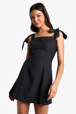 Minikleid Mit Geschnürten Trägern - Charcoal - 38, Charcoal von boohoo